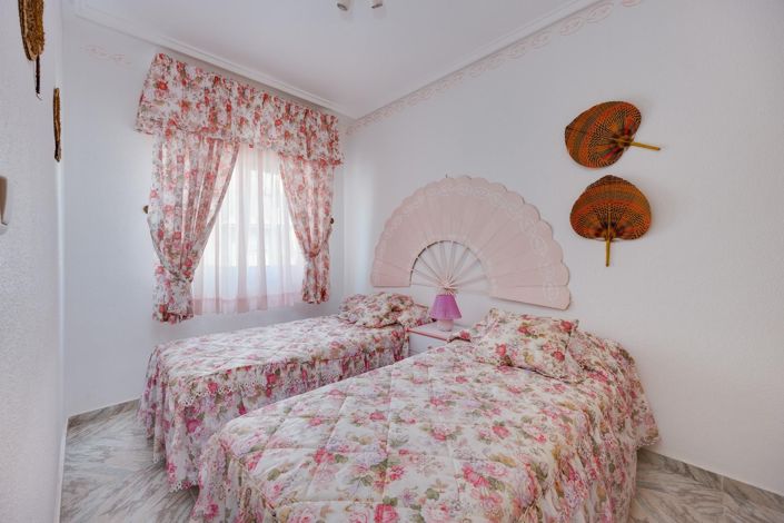 Image No.17-2 Bed Apartment for sale