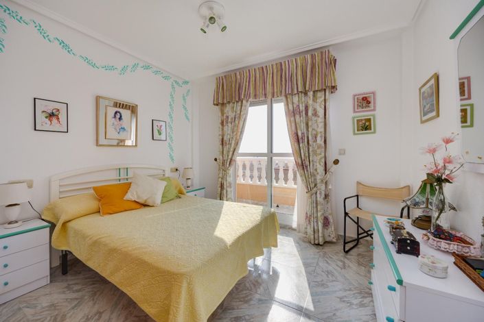Image No.22-2 Bed Apartment for sale