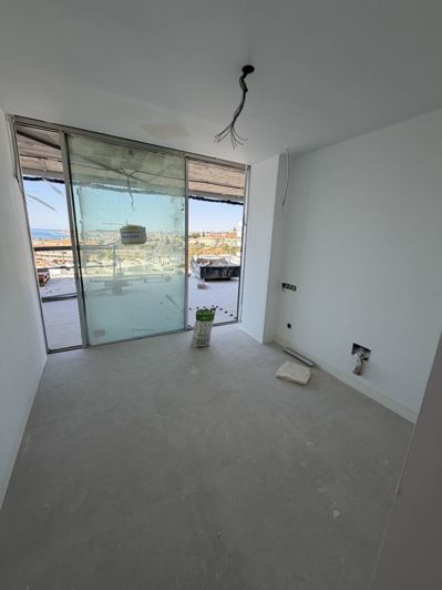 Image No.30-3 Bed Apartment for sale