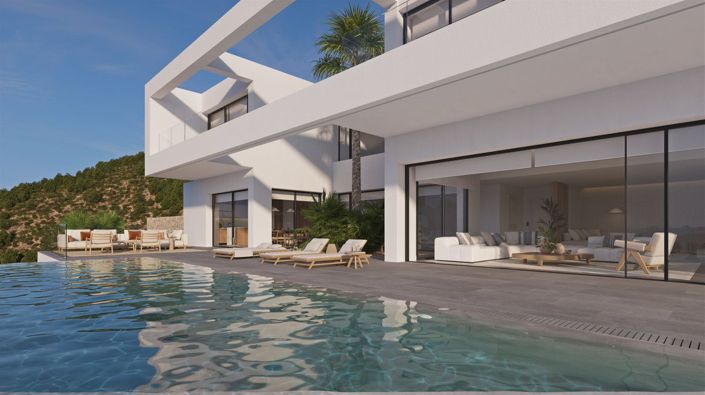 Image No.12-4 Bed Villa for sale