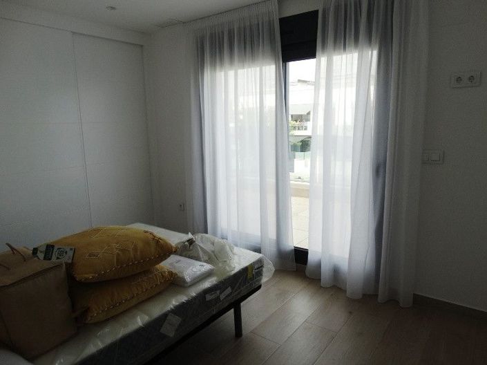 Image No.12-3 Bed Villa for sale