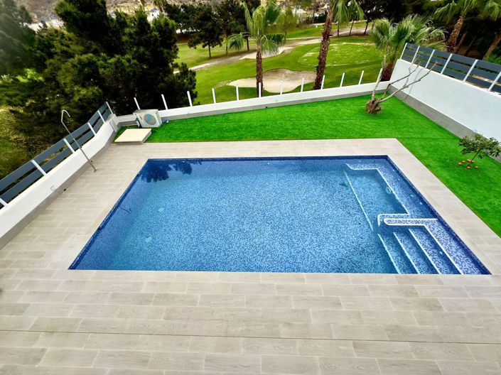 Image No.36-3 Bed Villa for sale