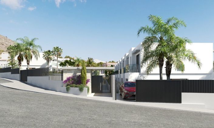 Image No.8-3 Bed House for sale