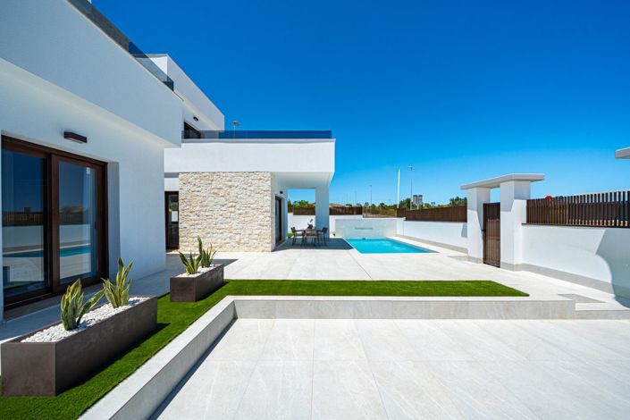 Image No.38-4 Bed Villa for sale