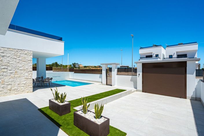 Image No.40-4 Bed Villa for sale
