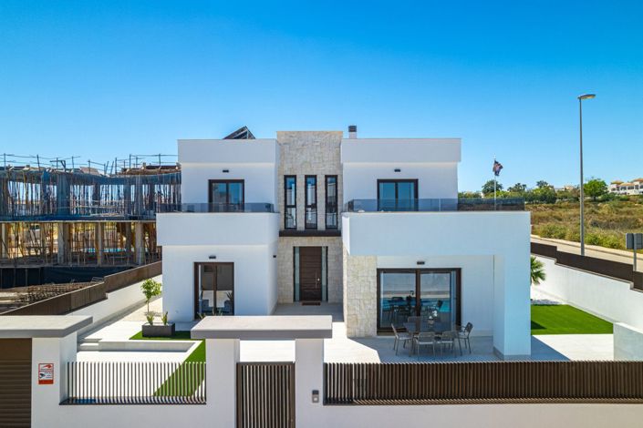 Image No.49-4 Bed Villa for sale
