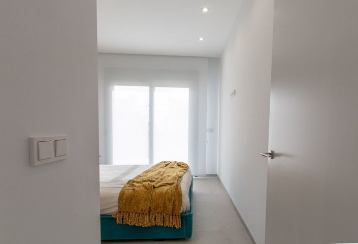 Image No.14-2 Bed Apartment for sale