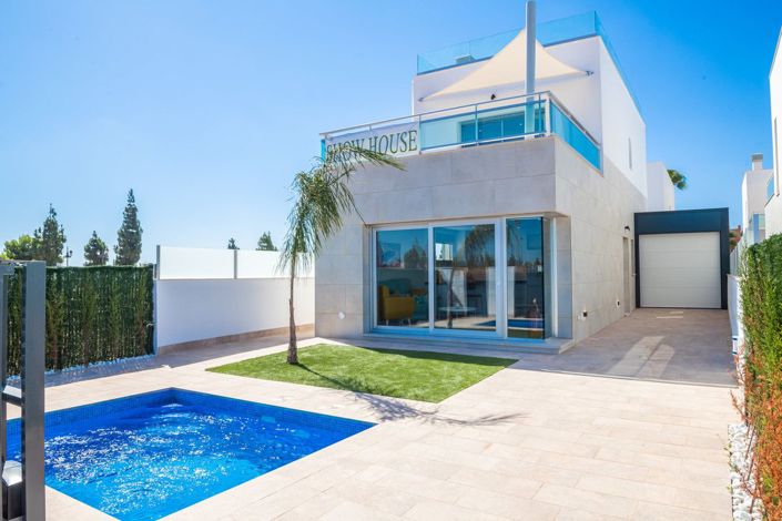 Image No.7-3 Bed Villa for sale