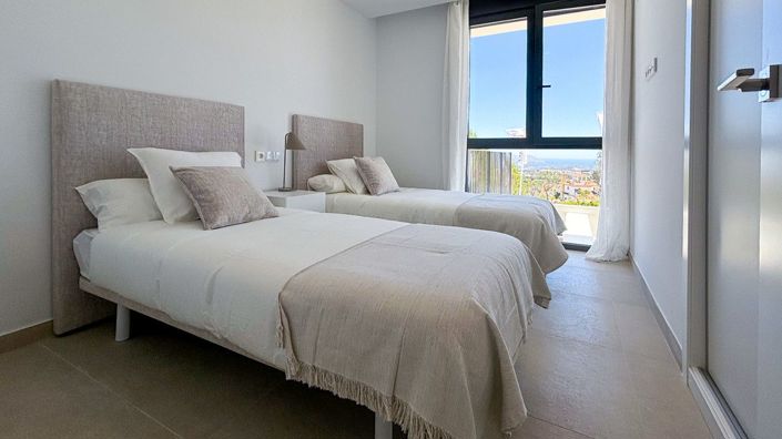 Image No.40-3 Bed Villa for sale