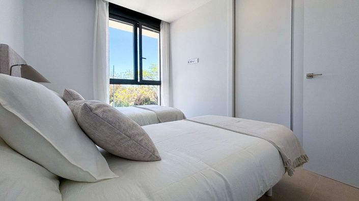 Image No.42-3 Bed Villa for sale