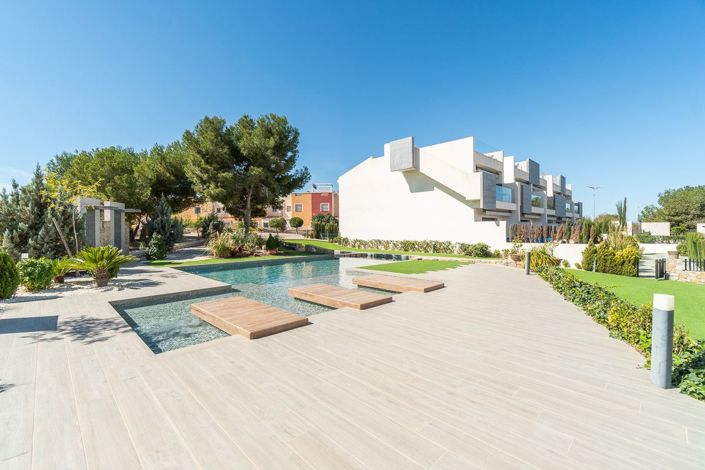 Image No.44-3 Bed Apartment for sale