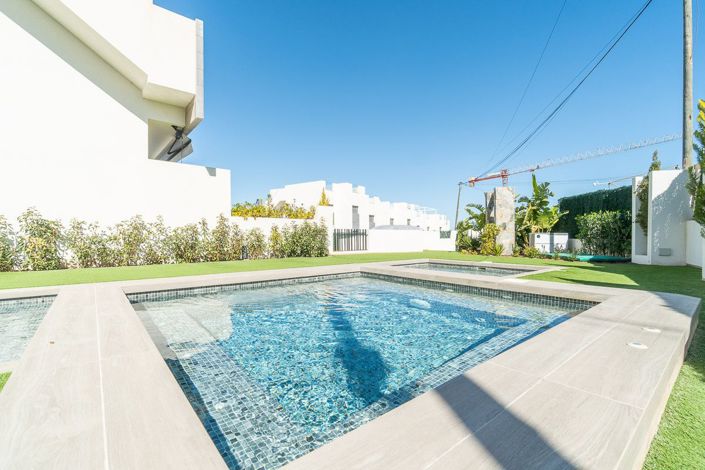 Image No.48-3 Bed Apartment for sale