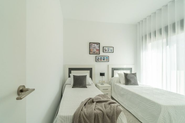 Image No.6-3 Bed Apartment for sale