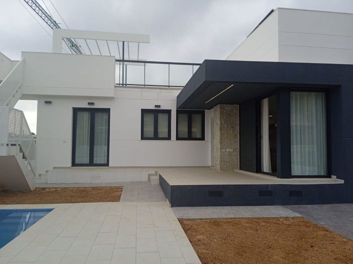 Image No.3-3 Bed Villa for sale