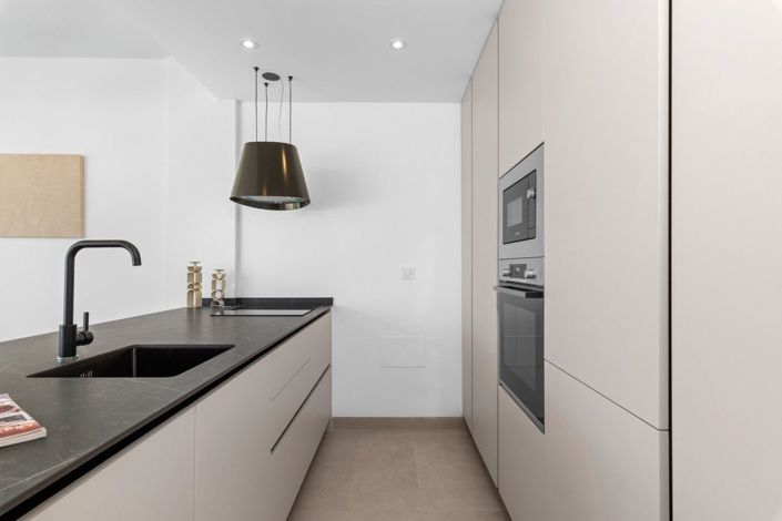 Image No.16-2 Bed Apartment for sale