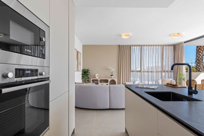Image No.17-2 Bed Apartment for sale