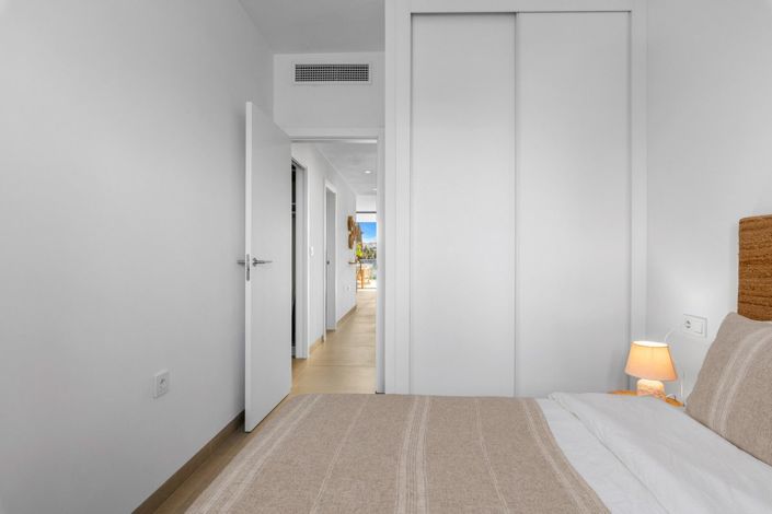 Image No.23-2 Bed Apartment for sale