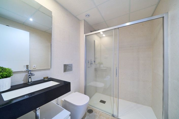 Image No.18-2 Bed Apartment for sale