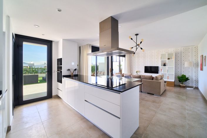 Image No.12-3 Bed Apartment for sale