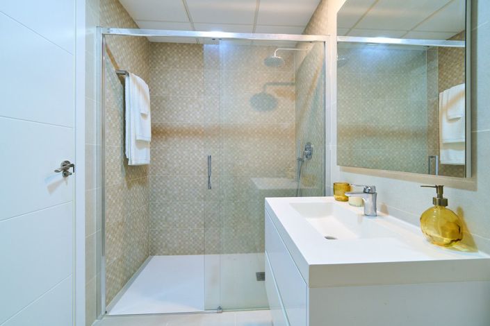 Image No.18-2 Bed Apartment for sale