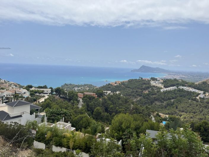 Image No.20-5 Bed Villa for sale