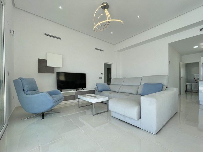 Image No.4-3 Bed Villa for sale