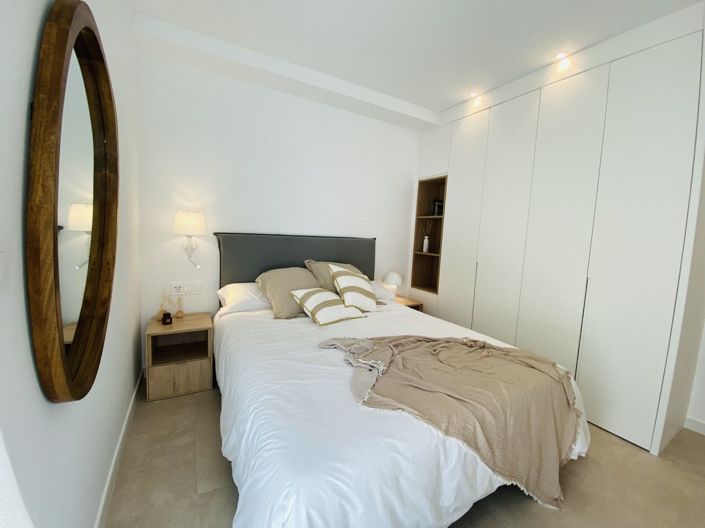 Image No.10-3 Bed Apartment for sale