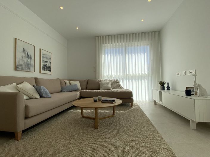 Image No.18-3 Bed Apartment for sale