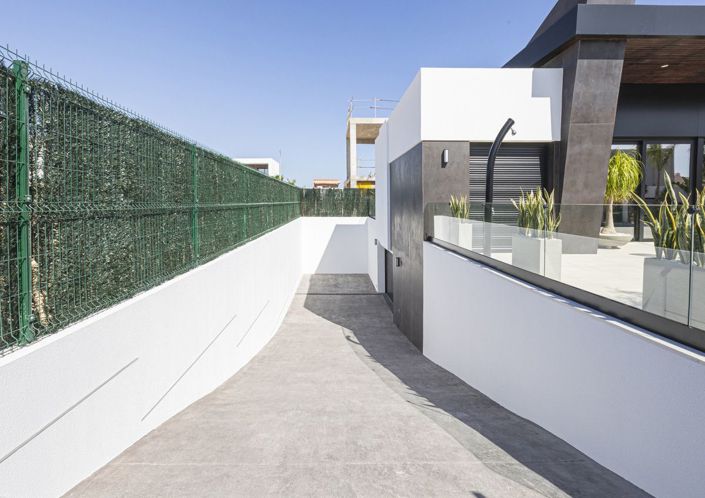 Image No.13-3 Bed Villa for sale