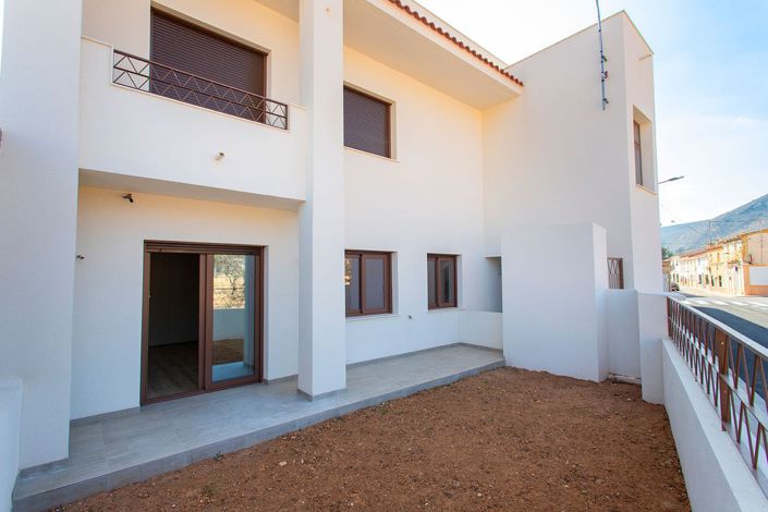 Image No.27-3 Bed Apartment for sale