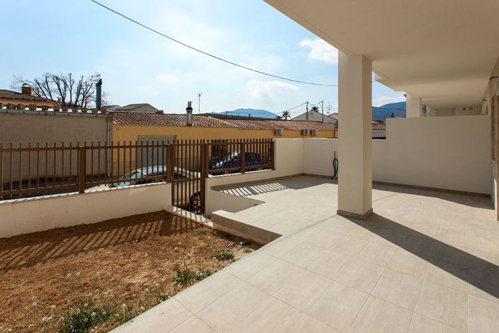 Image No.28-3 Bed Apartment for sale
