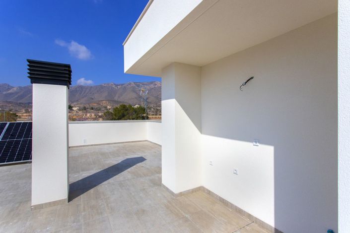 Image No.42-3 Bed Apartment for sale