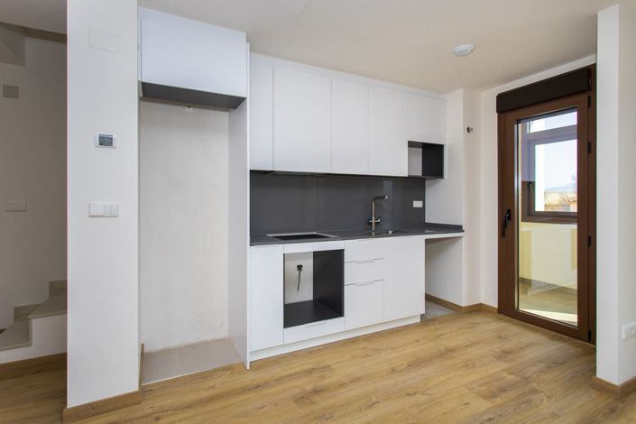 Image No.48-3 Bed Apartment for sale