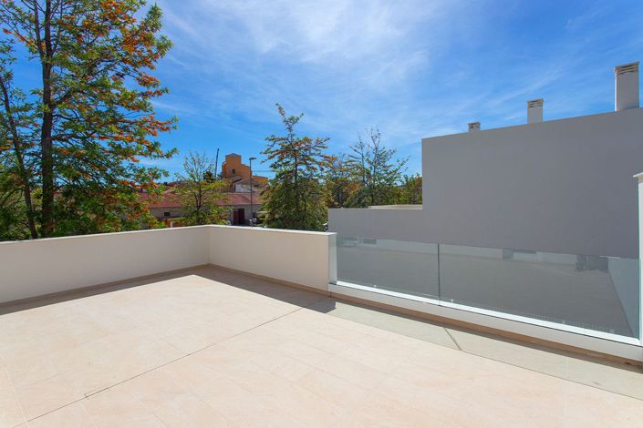 Image No.22-3 Bed Villa for sale