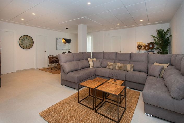 Image No.6-3 Bed Villa for sale