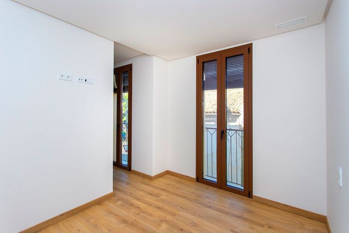 Image No.16-3 Bed Apartment for sale