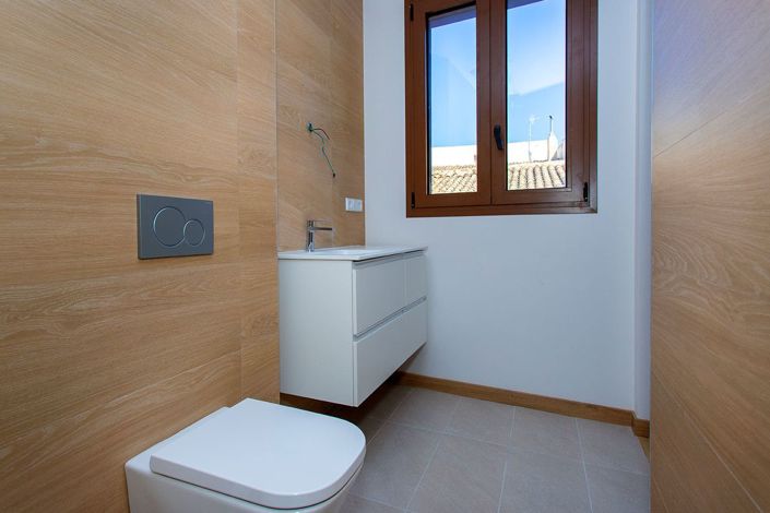 Image No.17-3 Bed Apartment for sale