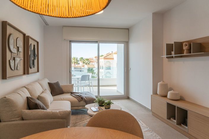 Image No.6-4 Bed Apartment for sale