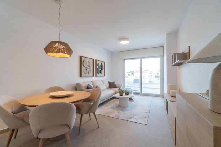 Image No.8-4 Bed Apartment for sale