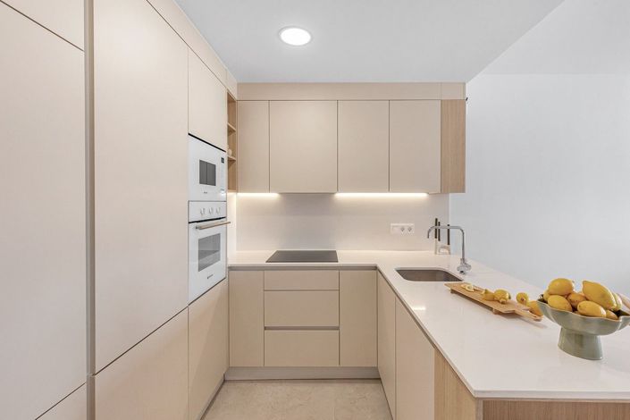 Image No.42-3 Bed Apartment for sale