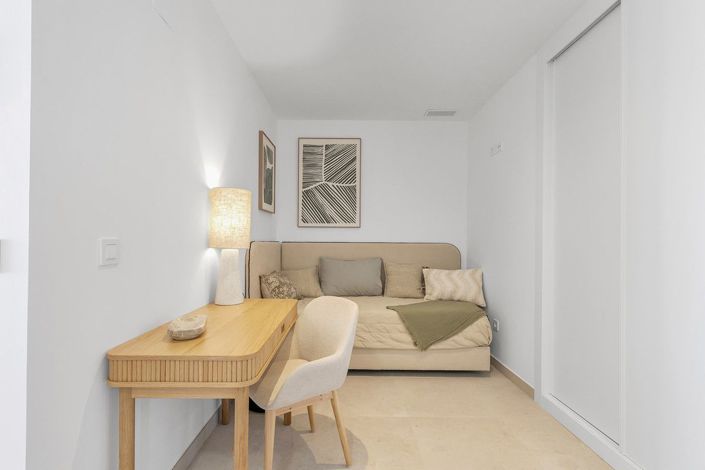 Image No.49-3 Bed Apartment for sale