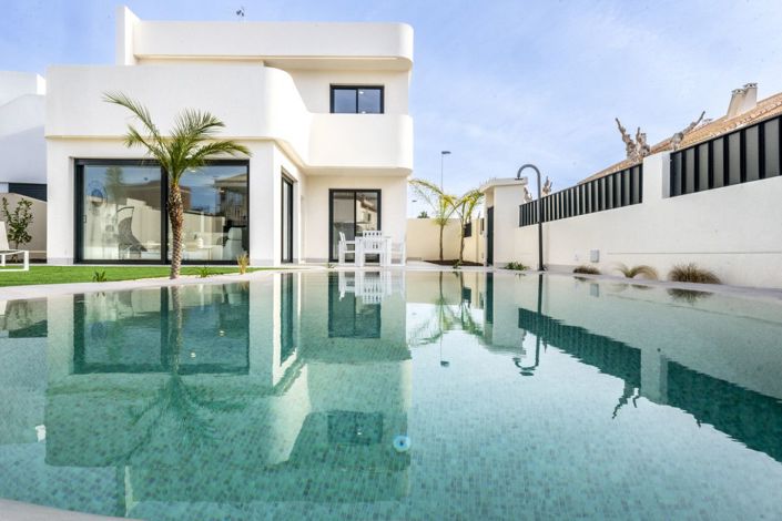Image No.39-3 Bed Villa for sale
