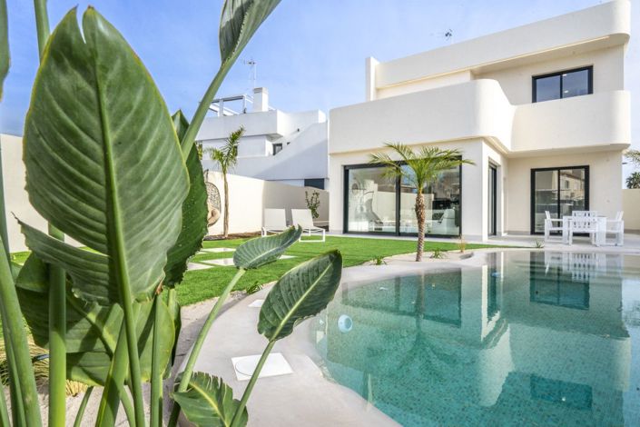 Image No.40-3 Bed Villa for sale