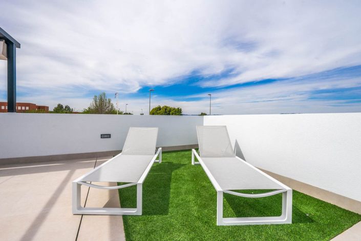 Image No.27-3 Bed Villa for sale