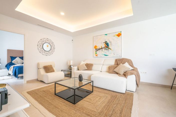 Image No.3-3 Bed Villa for sale
