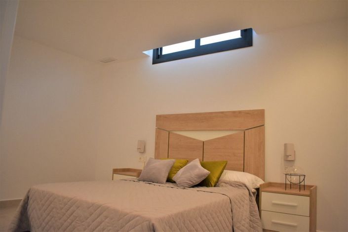 Image No.12-3 Bed Villa for sale