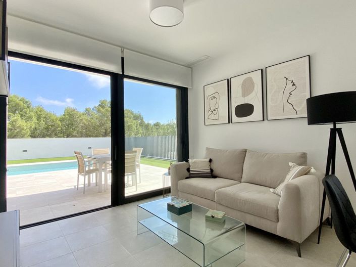 Image No.3-3 Bed Villa for sale