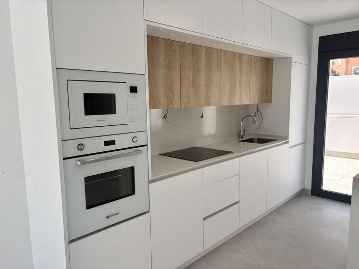 Image No.3-3 Bed Villa for sale