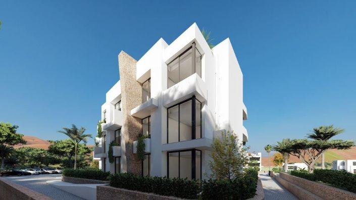 Image No.20-3 Bed Apartment for sale