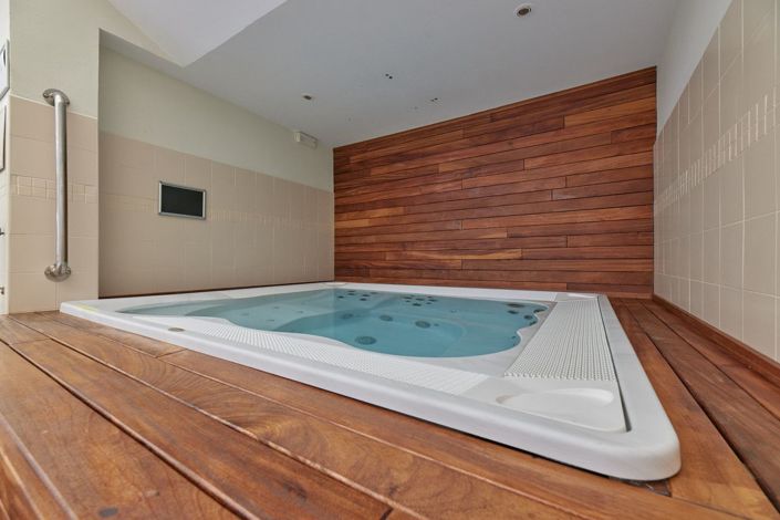 Image No.24-1 Bed Apartment for sale